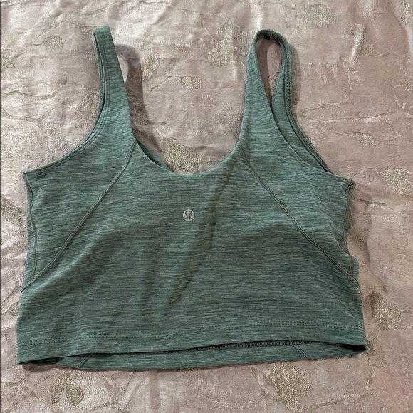 Lululemon - Picture 2 of 4